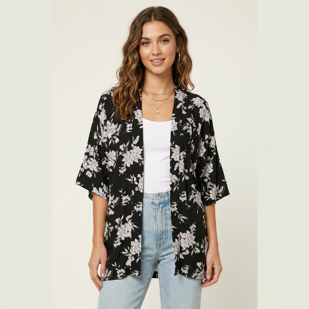 Spiritual Gangster Black White Floral Kimono OS